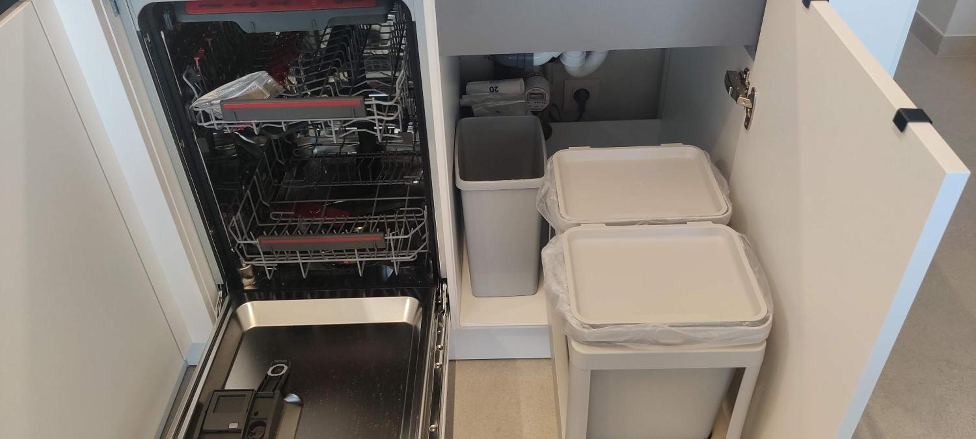 Recent Vernieuwd Appartement Met Zeezicht En Een Gratis Parkeerplaats Koksijde Exterior foto
