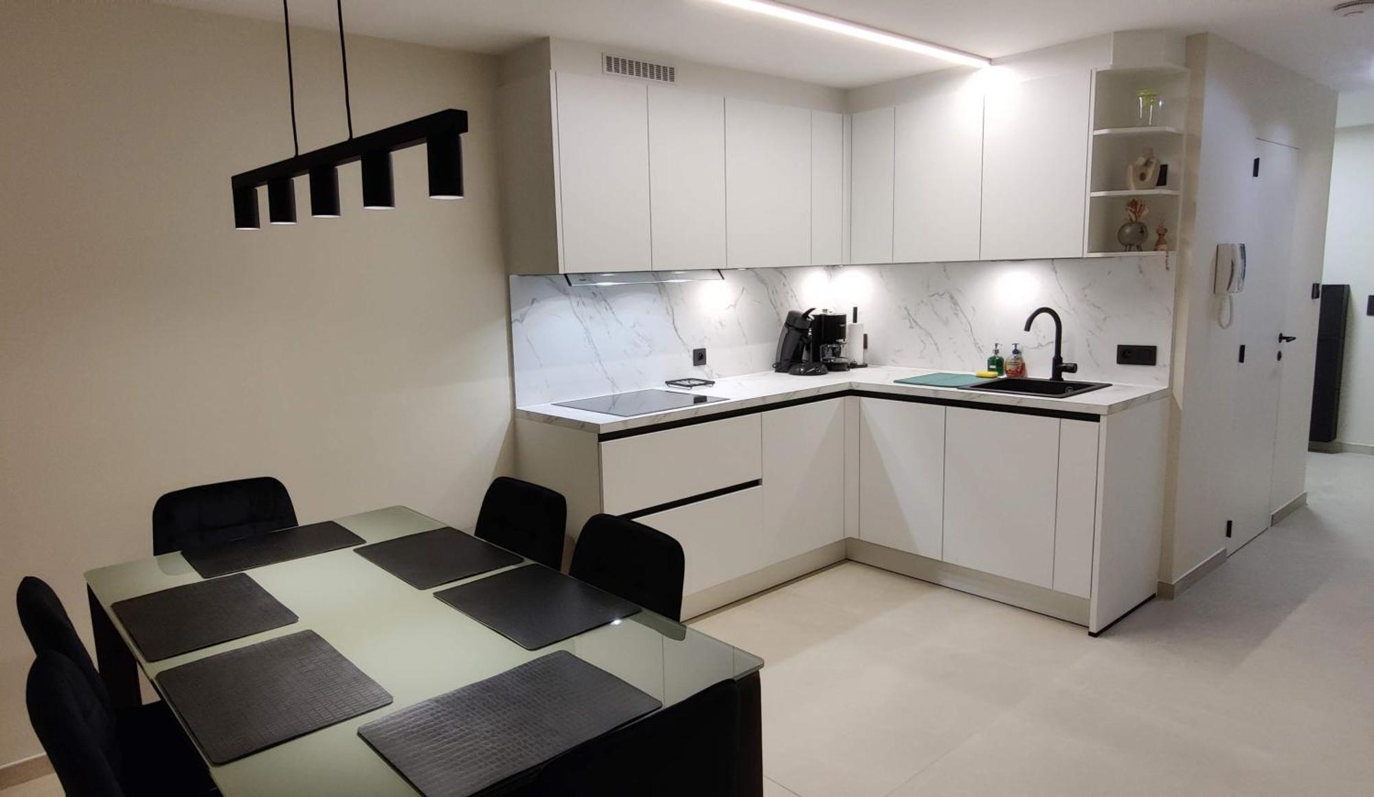 Recent Vernieuwd Appartement Met Zeezicht En Een Gratis Parkeerplaats Koksijde Exterior foto