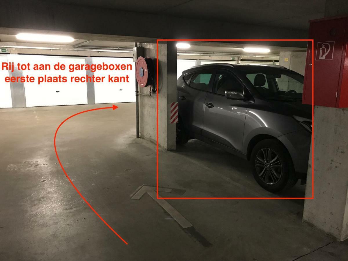 Recent Vernieuwd Appartement Met Zeezicht En Een Gratis Parkeerplaats Koksijde Exterior foto
